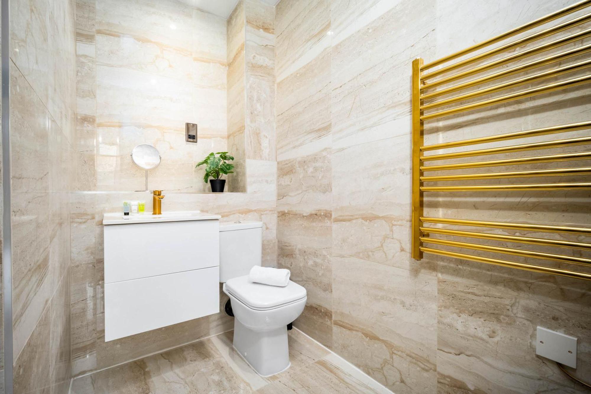 Brand New Luxury Apartment - 2 Bedroom - City Centre - Jq - Wifi - Netflix - 10Ah Birmingham Zewnętrze zdjęcie
